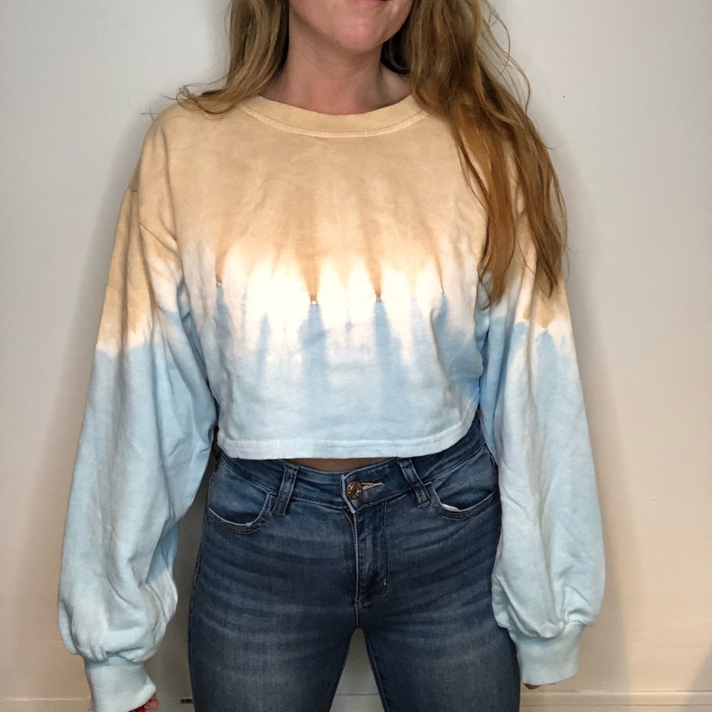 NWT Dip Dyed Cropped Sweatshirt